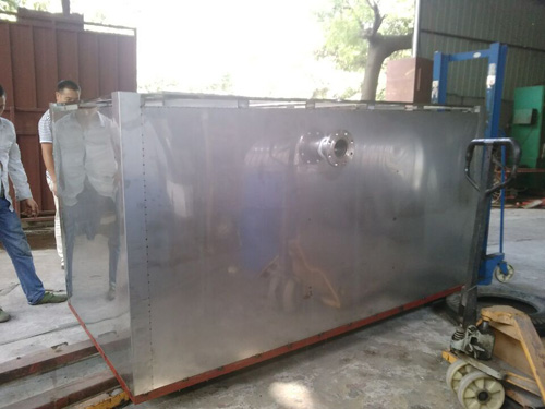 方形不锈钢水箱安装现场